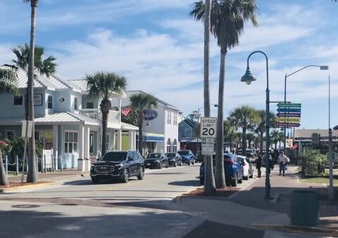 The Ten Most Quaint Beach Towns in Florida - Lazy Locations - Florida